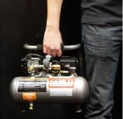 Senco PC1010 Compressor - 300W - 8 Bar - 3,8L -Kwaliteit Gereedschapswinkel 1cf56412a8f2122160252dfa5d11433e